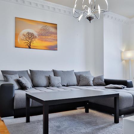 Exklusives Apartment Im Historischen Wohnhaus Mit Kamin, Bad & Viel Platz Bremerhaven Exteriör bild