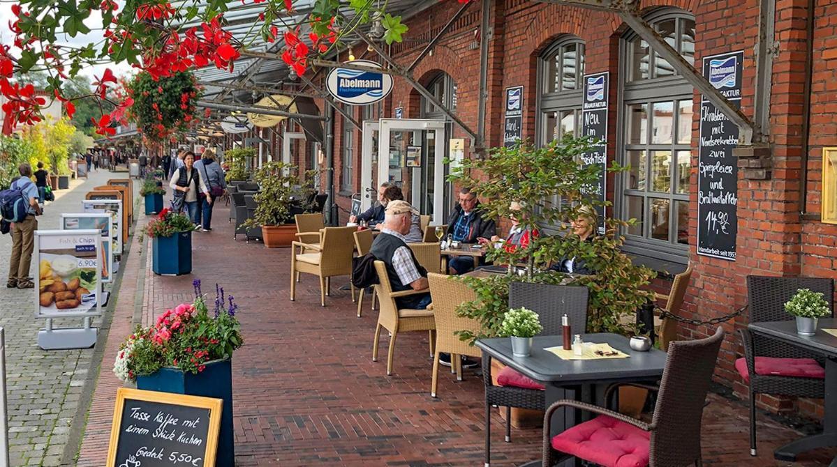Exklusives Apartment Im Historischen Wohnhaus Mit Kamin, Bad & Viel Platz Bremerhaven Exteriör bild